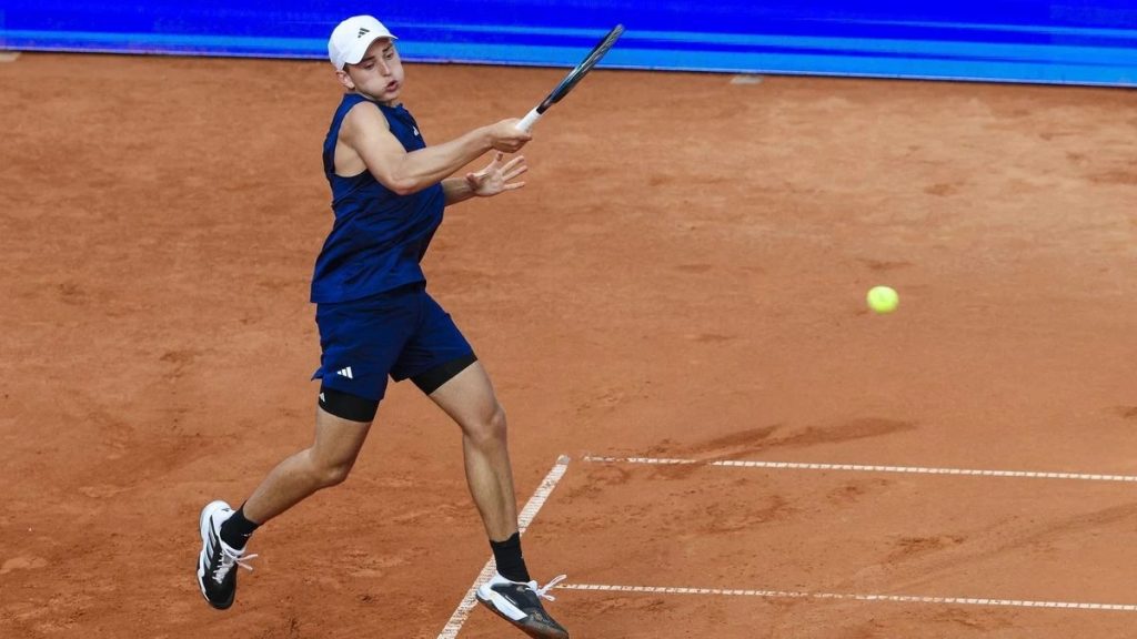 Justin Engel überrascht mit Sieg am Rothenbaum – Profi-Unterstützung inklusive Justin Engel überrascht mit Sieg am Rothenbaum – Profi-Unterstützung inklusive